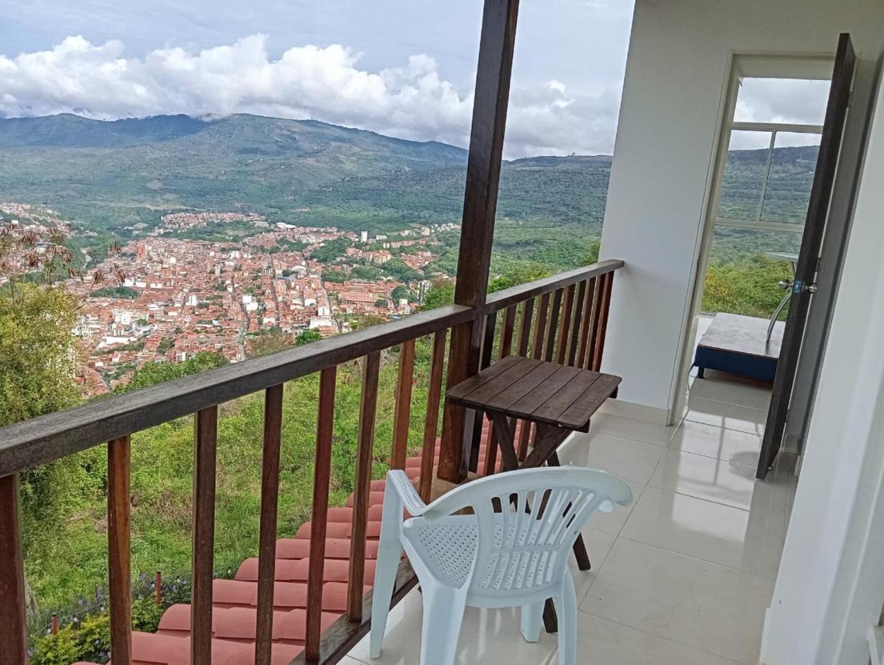 Hotel El Gran Mirador De San Gil Luaran gambar